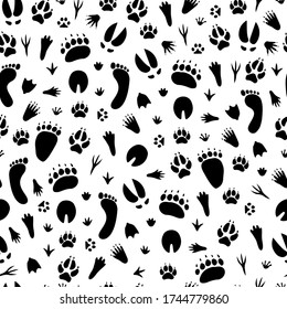 Seamless pattern with animal footprints.