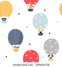 Seamless pattern with animals flying in a hot air balloon. Kids cute print. Vector hand drawn illustration.