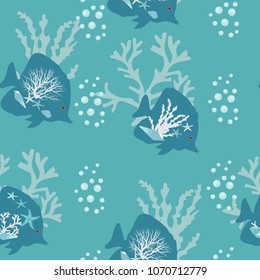 Seamless pattern of beautiful stylized sea fish with seaweed on a blue background. For decorating textiles, packaging, wallpapers and web design. Vector illustration.