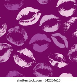 Seamless pattern with beautiful violet colors lips prints on lilac background.
