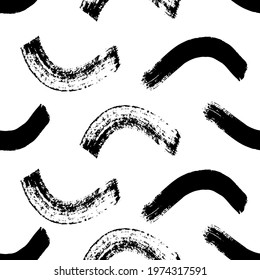 Seamless pattern with black brushstrokes in abstract shapes on white background. Abstract ink grunge texture. Vector illustration