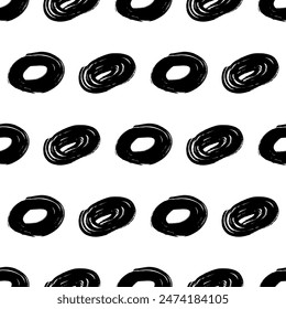 Patrón sin fisuras con boceto negro dibujado a mano pincel garabato forma de círculos sobre fondo blanco. Abstractas textura grunge. Ilustración vectorial