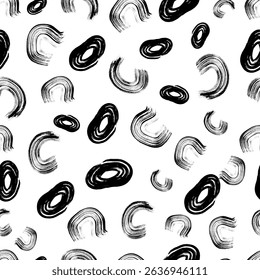 Modelo inconsútil con la forma dibujada a mano negra de los círculos del garabato del cepillo del bosquejo en el fondo blanco. Abstractas textura grunge. Ilustración vectorial