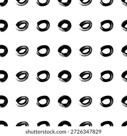 Padrão contínuo com esboço preto desenhado à mão pincel rabiscar círculos forma no fundo branco. Textura grunge abstrata. Ilustração vetorial