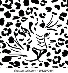 Seamless pattern and black spots   leopard face  Trendy animal print  Cheetah  leopard skin  sketch vector drawing white background  Illustration and animal head  monochrome design for apparel