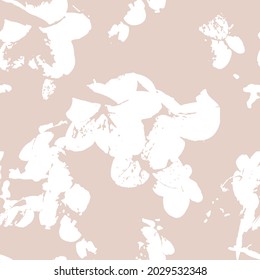 SIN MAREO PATRÓN botánico de motivos abstractos florales en la paleta de colores pastel desnudo beige. Tender suave fondo femenino elegante  