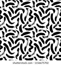 Seamless pattern with brush strokes. Curved lines pattern. Vector textured hand drawn pattern. Abstract background with brush strokes.