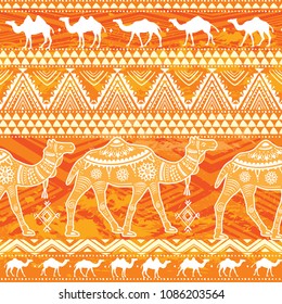 Patrón sin problemas con camellos y motivos étnicos