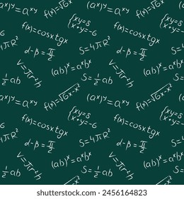 Nahtloses Muster von Kreidesatz der mathematischen Theorie Formel, Berechnung und Gleichung. In: Doodle Math Blackboard. Handgeschriebene, weiße, kreidige Geometrieschilder und Gleichungen auf der grünen Schultafel