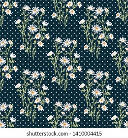 Seamless pattern with chamomiles. Hand-drawn vector illustration. 