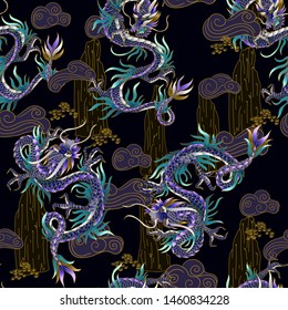 Seamless pattern with Chinese traditional dragon. vector