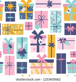 Seamless pattern with Christmas present boxes. Vector illustrations