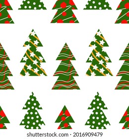 Nahtloses Muster mit Weihnachtsbäumen auf weißem Hintergrund.