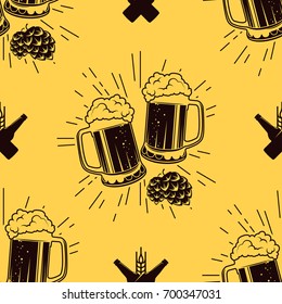 Seamless pattern with clinking glasses of beer, vector illustration