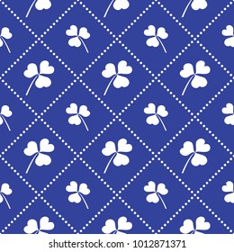 Seamless pattern with clover leaves. St. Patrick's Day. Design for banner and print.