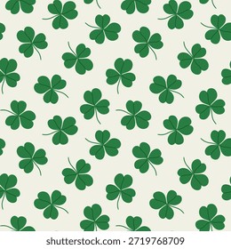 nahtloses Muster mit Kleeblättern, St Patricks Day Hintergrund, ideal zum Verpacken, Textil, Tapete, Grußkarte - Vektorgrafik