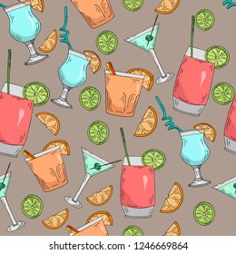 Seamless pattern with cocktails and pieces of limes and oranges