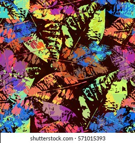 Seamless pattern with colored autumn leaves