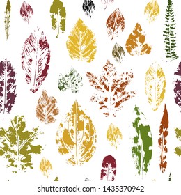 Seamless pattern with colored imprint leafs on white background. floral seamless pattern for fabric, wallpaper, pattern fills, web page background, surface textures. 