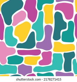 patrón ininterrumpido con formas abstractas coloridas sobre fondo blanco. Papel de embalaje, papel textil, raspado, papel estacionario, papel tapiz, diseño sublimación. EPS 10