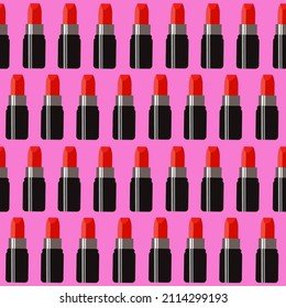 Patrón sin foco con lápiz labial colorido sobre fondo morado oscuro. Diseño para tela y papel, texturas superficiales.