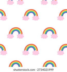 Nahtloses Muster aus bunten Regenbögen mit weichen rosa Wolken. Handgezeichnete Illustration für Kinderprodukte, Kindergartendekoration, Textilien und Verpackungspapier.
