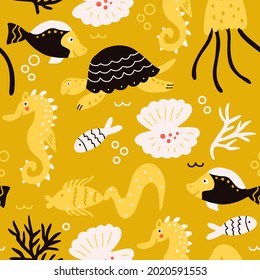 Seamless pattern of colorful underwater world with fish, turtles, sea horses and jelly fish. Modern design for fabric and paper, surface textures.