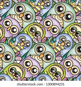 Seamless pattern with cute cartoon owls and furry owlets in pastel colors. Vector illustration.