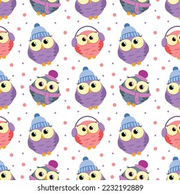 Nahtloses Muster mit süßen bunten Eule auf weißem Hintergrund. Vektorkindisches Textildesign mit Vögeln für Kinder