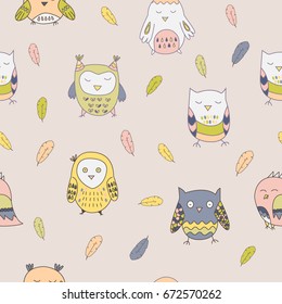 Seamless pattern with cute doodle owls and feathers in pastel colors