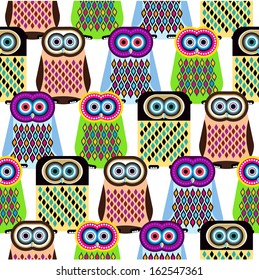 Seamless pattern with cute owl 