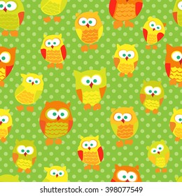 Seamless pattern with cute owls on green dotted background. Vector illustration