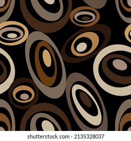 Seamless pattern decorated with chains and pearls.