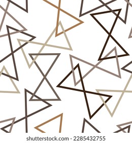 Seamless pattern decorated with chains and pearls.