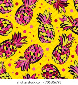 Seamless pattern with decorative pineapples. Tropical fruits. Textile rapport.