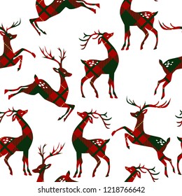 Seamless pattern with deer on plaid background. Vector illustration. 