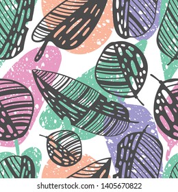 Seamless pattern with doodle leafs.