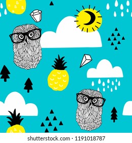 Seamless pattern with doodle owls in eyeglasses and diamonds in the sky. Vector doodle illustration.