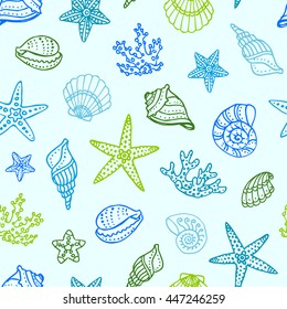 Seamless pattern with doodle seashells, corals and starfishes. Hand drawn vector illustration.