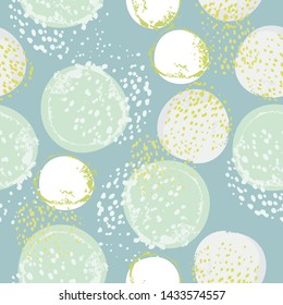 Seamless pattern with drawn blowballs at light blue background.