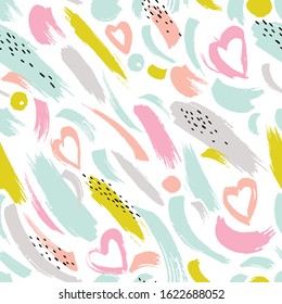 Seamless pattern with dry brush strokes and hearts.