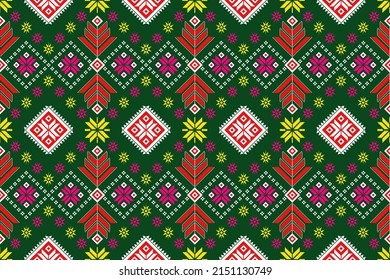 Seamless pattern. Ethnic Aztec fabric carpet mandala ornament native boho chevron textile.Geometric batik pattern oriental tranditional vector illustrations. Embroidery style.