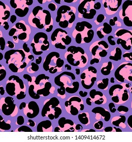 Seamless pattern of fashionable, purple leopard, cheetah skin.