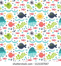 Seamless pattern with fish.
