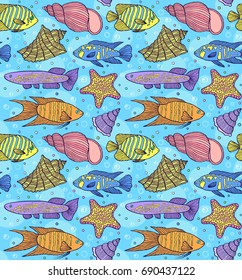 Seamless pattern with fish and shells. Vector illustration.