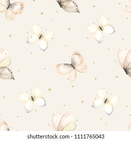 Patrón sin brillo con mariposas gentiles voladoras y puntos de textura dorada. Ilustración vectorial sobre fondo beige en color de agua vintage.