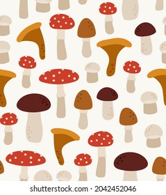 Seamless pattern of forest mushrooms. White mushroom, chanterelle, amanita. Concept of fall, autumn, nature, forest plants. Colored vector illustration, isolated on beige.