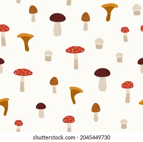 Seamless pattern of forest mushrooms. White mushroom, chanterelle, amanita. Concept of fall, autumn, nature, forest plants. Colored vector illustration, isolated on beige.