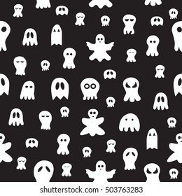 Seamless pattern with ghosts. halloween hand drawn background.
