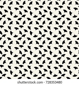 Seamless pattern with gingko leaf on old paper color background. Retro style.